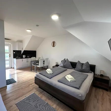 Apartmány&vinařství Káňa Affittacamere 3*
